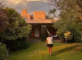 Refugio - Suite privada con jardín y parrilla en Chilecito