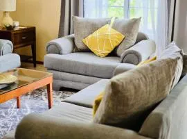 Bonvue Soufrière 2BR Town Center Walk to Shops & Beach