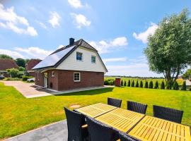 Ferienhaus Haffliebe mit Sauna und Kamin, Hotel in Rakow