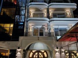 Broadway Boutique Hotel, hotelli Tiranassa