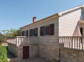 Apartment Dora, viešbutis mieste Splitska