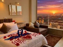 The Horizon Pyramids INN