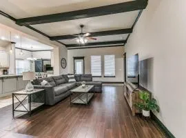 Spacious Deer Creek Home with Study and Yard