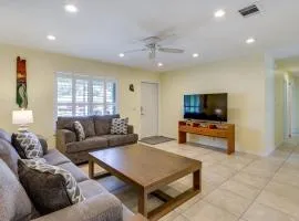 Screened Porch and Patio Group Getaway in Palm Bay!