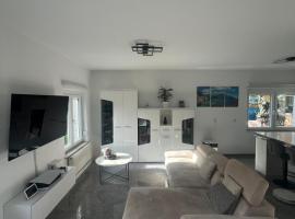 Ferienwohnung in Bönnigheim , freistehendes Haus، فندق في Bönnigheim