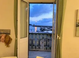 Casa vista mare sul Porto dell isola del Giglio