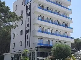 Hotel Miami II