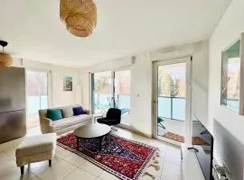 New apartment 10 minutes from downtown!