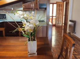 Mansarda Panoramica Lake & Mountain โรงแรมในSovere