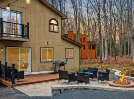 Access to Private Lake Pools Sports Complex • Fire Pit Foxden by AvantStay