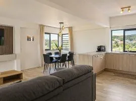 New 2BR Apartment with AC Near Lagoon & Dining