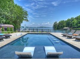 Bright Water Cove Priv DockBoat Ramp Waterfront Saltwater Pool AvantStay, Hotel in Denver