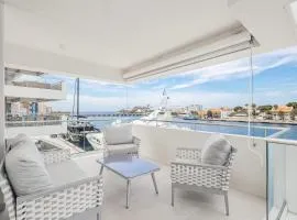 The Aurum Marina - Adults only
