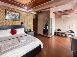 RedDoorz near Aek Rangat Samosir, готель у місті Pangururan