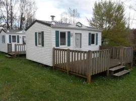 Mobil-home avec terrasse - 2 pers. - API-1-52-1995