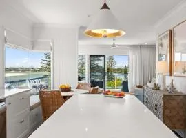 The Boardwalk - Oceanview Unit on Bulcock Beach