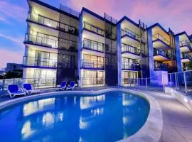 Merrima Court Holidays