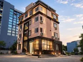 Signum CityScapes SKY Boutique Hotel - Indore