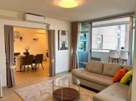 Nordic Minimal 3BR with Tub Near Impact Arena DMK Airport