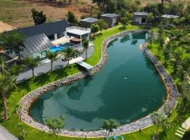 The Forest Pool villa & cafe