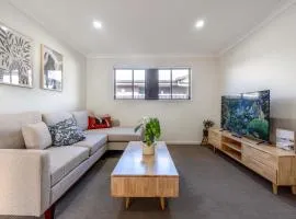 Golden Homestead – Park Ridge 4B Comfort Retreat
