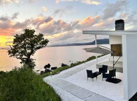 SEN VILLA Toya, מלון בUsu