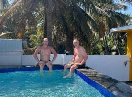 Villa platinum 4 Bhk, hotel v mestu Calangute