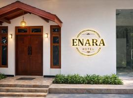 Enara Luxury Stay, hotell i Katugastota