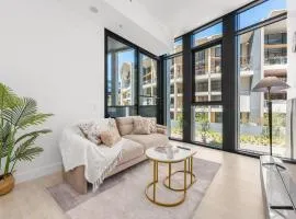 Central CBD Apartment with Pool, Gym n Parking