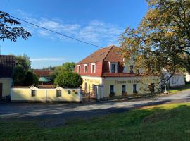 Penzion u Příhodů, Hotel in Jesenice
