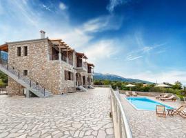 Elevi Aria, hotel di Tiros