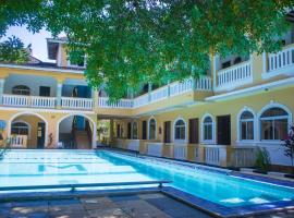 Manyatta Azure Boutique Hotel, hotel u gradu 'Diani Beach'