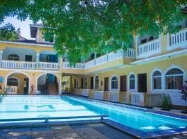 Manyatta Azure Boutique Hotel