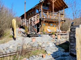 479 Tiny House, Domeniul von Agodt, mini casa em Bradu