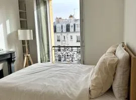 Chambre privée calme et lumineuse