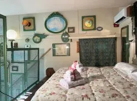 Near Florence Metropolis loft