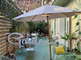 Garden Hotel Rennes Centre Gare, hôtel à Rennes