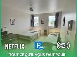 Cozy nest with Netflix, Wi-Fi and parking included