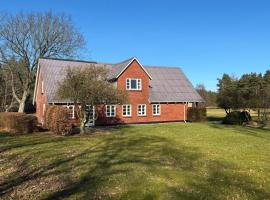 Lovely Home In Gram With Wifi, хотел в Gram