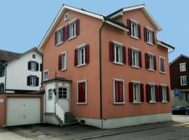 Ferienwohnungen im Fürstenland, bis 2 Personen, khách sạn ở Gossau