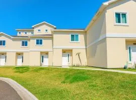 Luxury Waterfront Bungalow - Fisherman Paradise