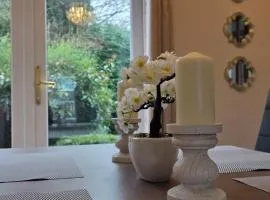 Fairy House, 4 Bedroom Countryside Retreat