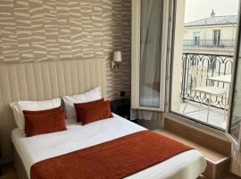 पेरिस में, होटल Hôtel De Venise