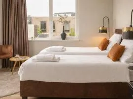 Hidden Gem Suite w Kitchen