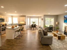 Cozy Modern Villa, Hotel in New Castle
