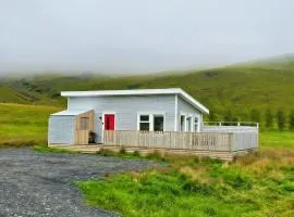 Seljanlandsfoss Cabin