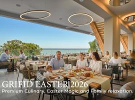 GRIFID Vistamar Hotel - 24 Hours Ultra All inclusive & Private Beach, hotel i Golden Sands