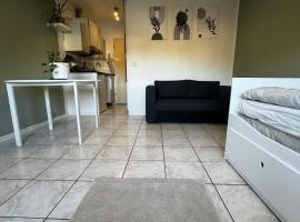 1-Zimmer Apartment Waldperle, Hotel in Erftstadt