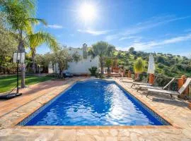 Cubo's Salvadora Rural House