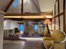 Our Hippie Castle Vianden - Unique Bohemian Guesthouse, Hotel in Vianden